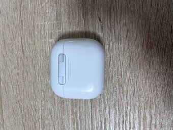AirPods 4 - 2