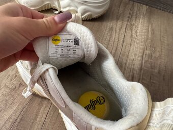 Zimní bundy a boty - 2