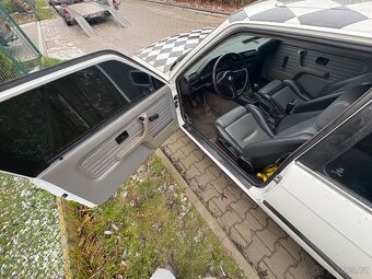 Interiér bmw e30 coupe sport - 2