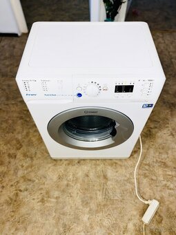 Pračka INDESIT - 2