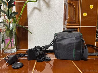 Prodám Fujifilm X-T100 černý + XC 15-45mm f/3.5-5.6 OIS PZ - 2