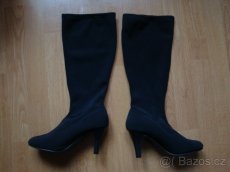 černé elastické kozačky (vel. 37) - zn. F&F - 2