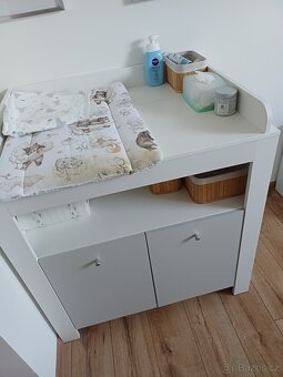 Nábytek do pokojíčku pro miminko - 2