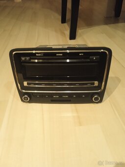 Prodám CD do Škoda. - 2