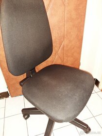 židle otočné - 2