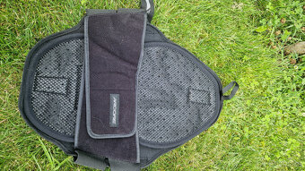 chránič páteře - 2