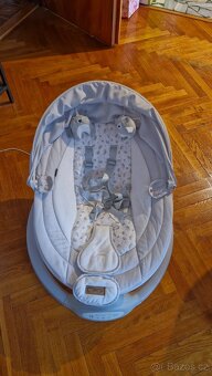 Momi elektricke houpatko - 2