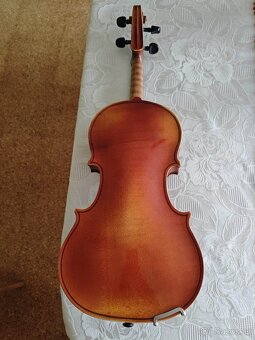 Housle 3/4. - 2