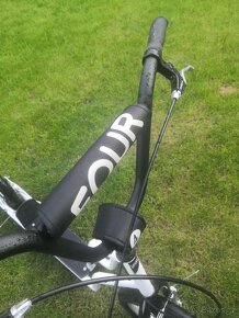 Koloběžka YEDOO FOUR - 2