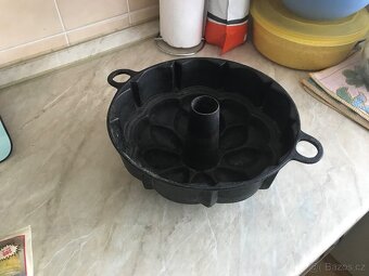 Forma na bábovku litina - 2