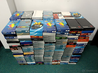 VHS kazety + 2x videorekorder zdarma + další - 2