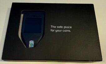 Trezor T - nový, nerozbalený - 2