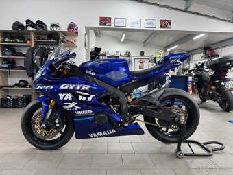 Yamaha R6 - 2