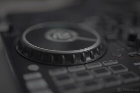 DJ kontroler Numark Mixtrack Pro FX - 2