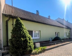 Prodej RD 4+1 s garáží a zahradou v Kosticích - 2