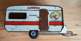 Obytný přívěs cirkus - 2