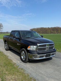 Dodge RAM 1500 5.7 HEMI--2017--4x4--tažné 3.5t--130.000km - 2