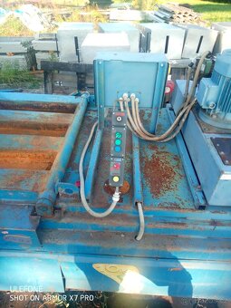 Hydraulický lis papír a plasty - 2