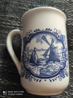 Hrníček holandský motiv v 10 1/2 cm - 2