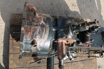 Zetor 7745 převodovka - 2