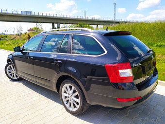Škoda Octavia Combi 2.0 TDi, bi-xenony, navi, tempomat - 2