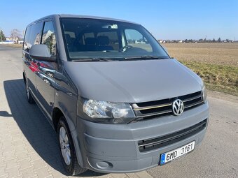 VW T5 Carawelle 2,0tdi 103kw DSG rok 2013 - 2
