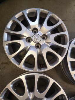 Alu kola 4x100 r15 Toyota - 2
