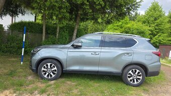 Ssangyong Rexton - 2