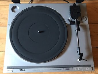 GRAMOFON YAMAHA P-220 (1984) NOVÁ JEHLA - 2