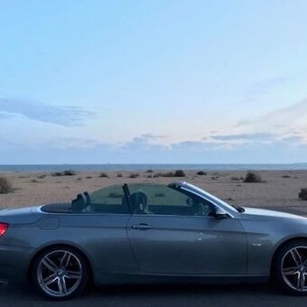 BMW 325i e93 convertible right hand drive - 2