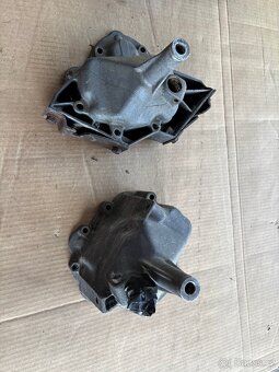 Zadní nos převodovky na Škoda s motorem vzadu - 2