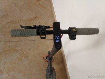 Elektrokoloběžka AOVOPRO - 2