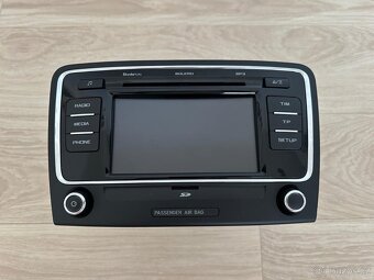 Škoda Superb 2 orig. rádio Bolero - 2