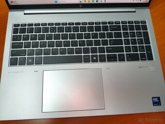 HP EliteBook 860 G11 - 2