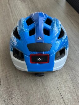 Chlapecká helma CRIVIT se světlem - 2