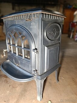 Litinová kamna Jotul F3 - 2