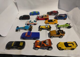 Autíčka,15 angličáků, kov, Hot wheels, Mattel, pěkné - 2