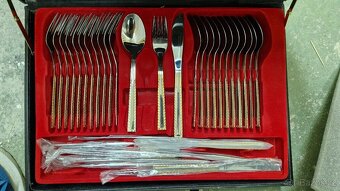 České sklo/keramika - 2