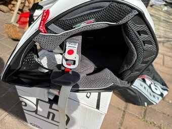 Airoh Aviator 2.2 white glose carbon - 2