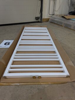 prodám koupelnový žebřík č.6 - 2