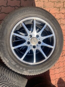 Kia carnival 5x114 zimni - 2