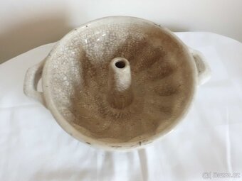 Starožitná bábovková forma s patinou - 2