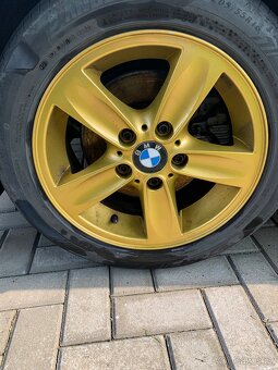 Kola bmw r16 - 2