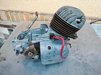 motor čz 150c - 2