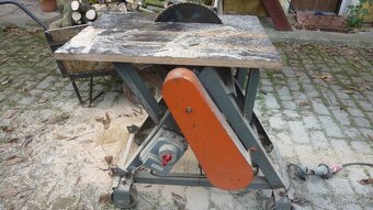Cirkulárka- pila na dřevo - 2