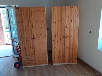 šatní skříně - 2