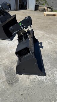 Hydraulická svahovací lžíce MS 03 - 2