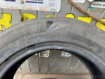 235/60r18 zimní pneu - 2