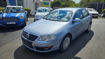 Volkswagen Passat 2,0 TDi DSG - 2