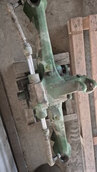 Náprava John Deere 7530 - 2